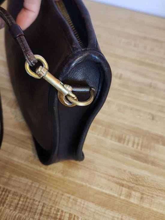 VTG COACH Leather Shoulder Crossbody Bag - Picture 8 of 16